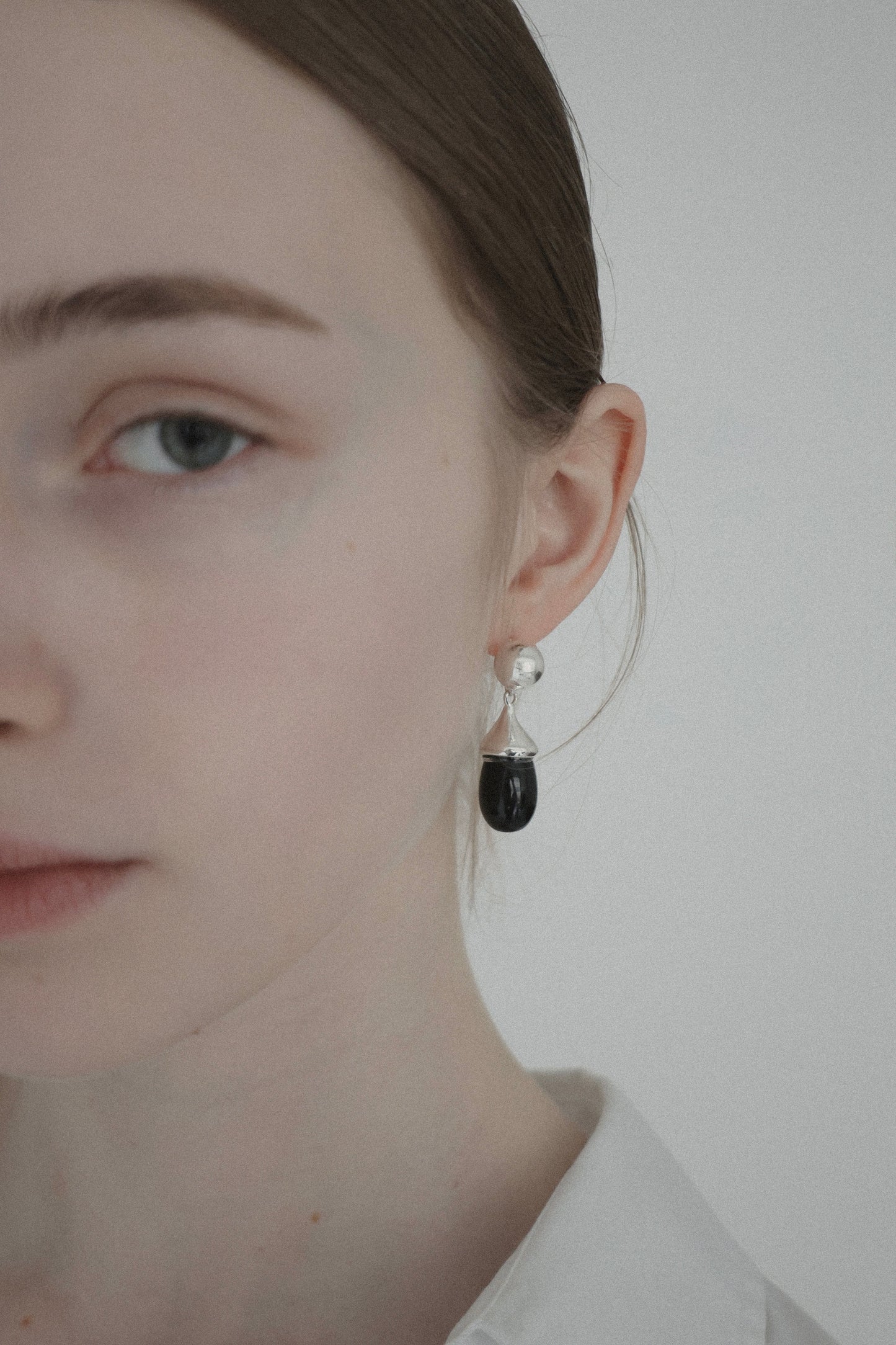 drop onyx earring