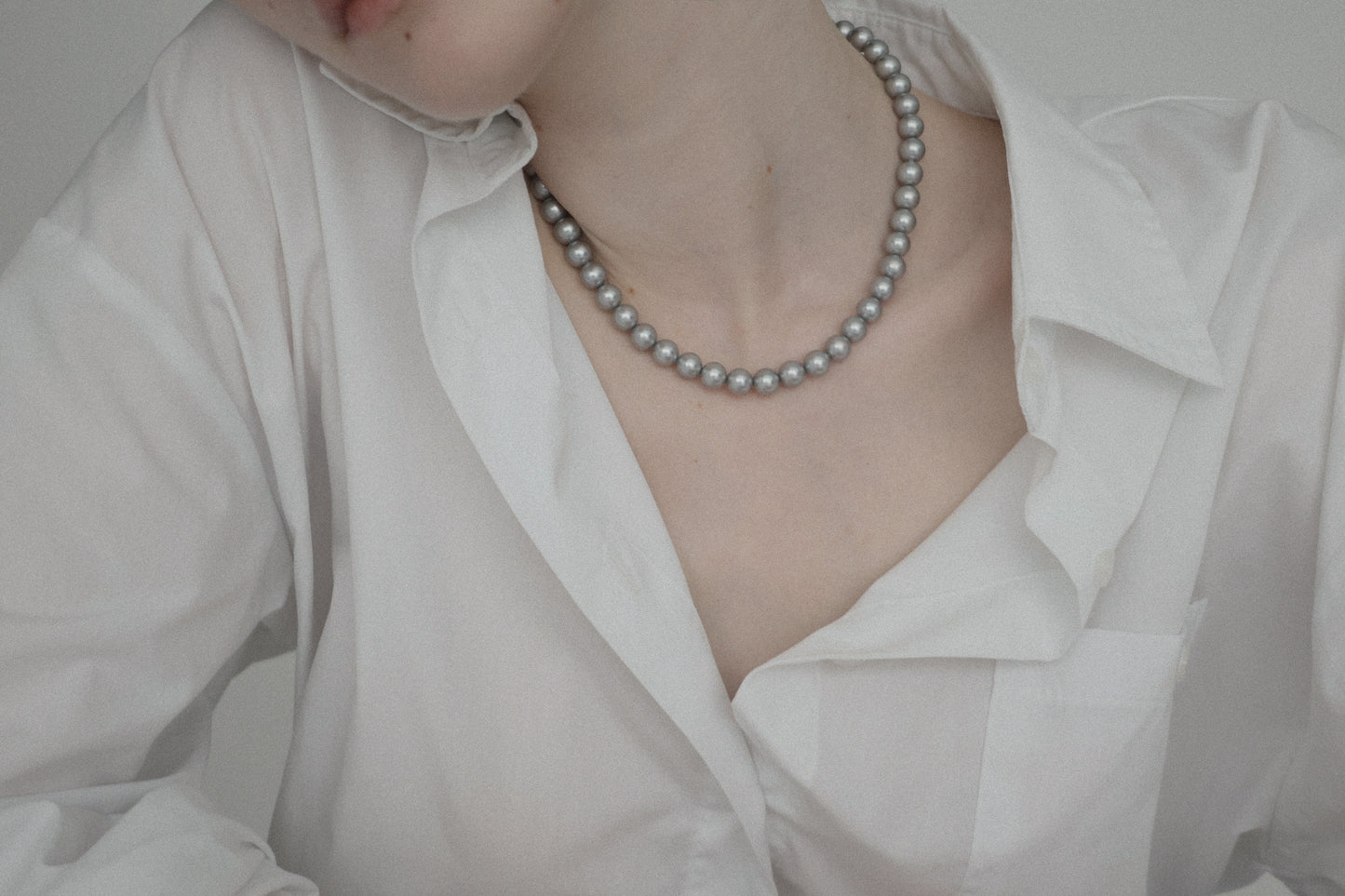 grey pearl necklace