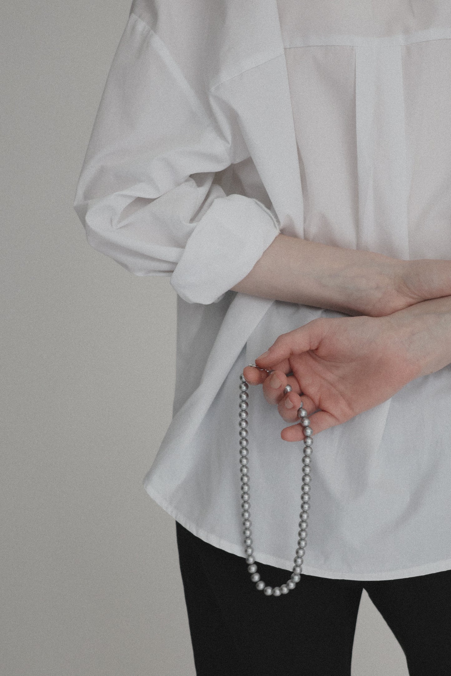grey pearl necklace
