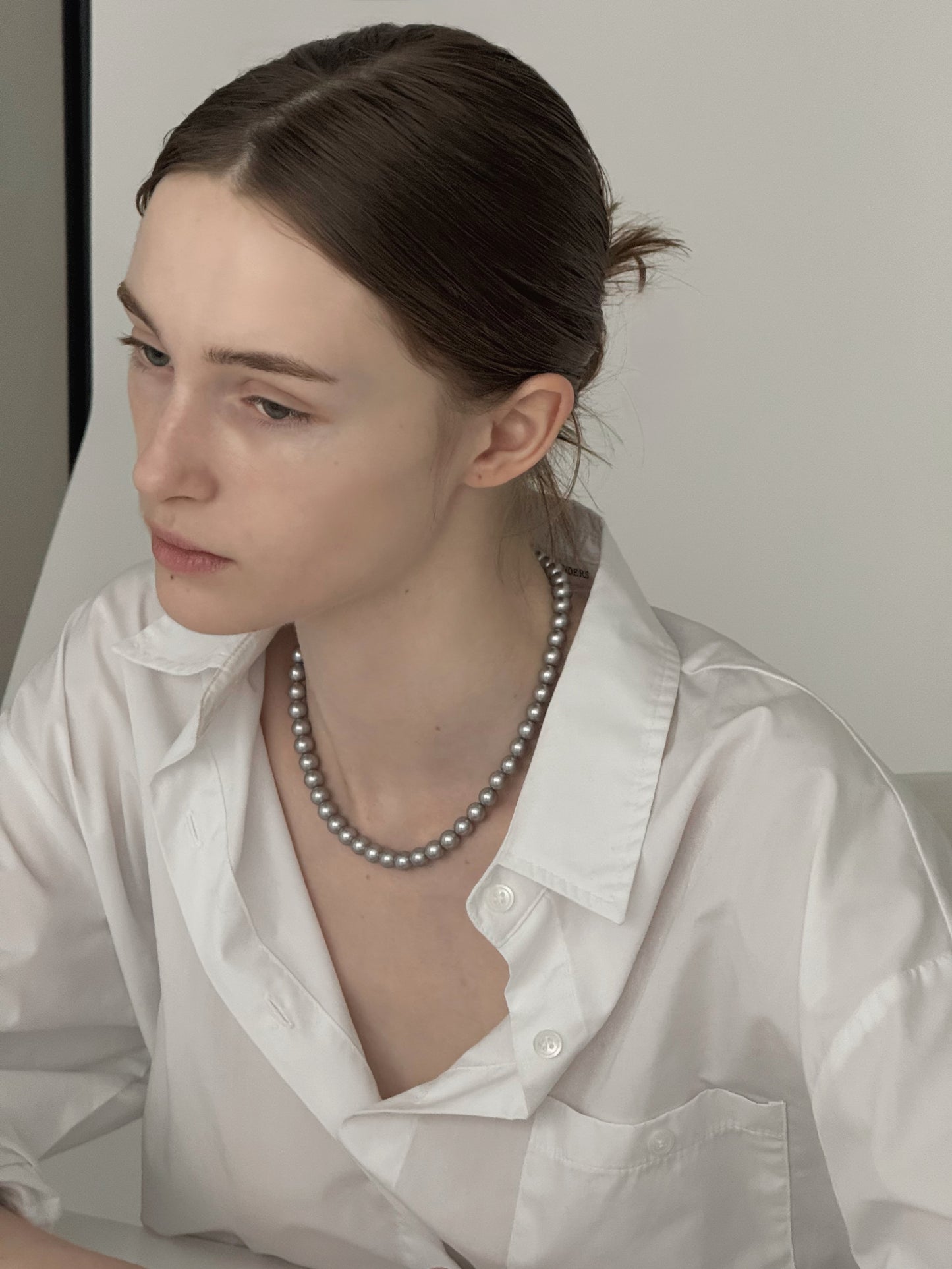 grey pearl necklace