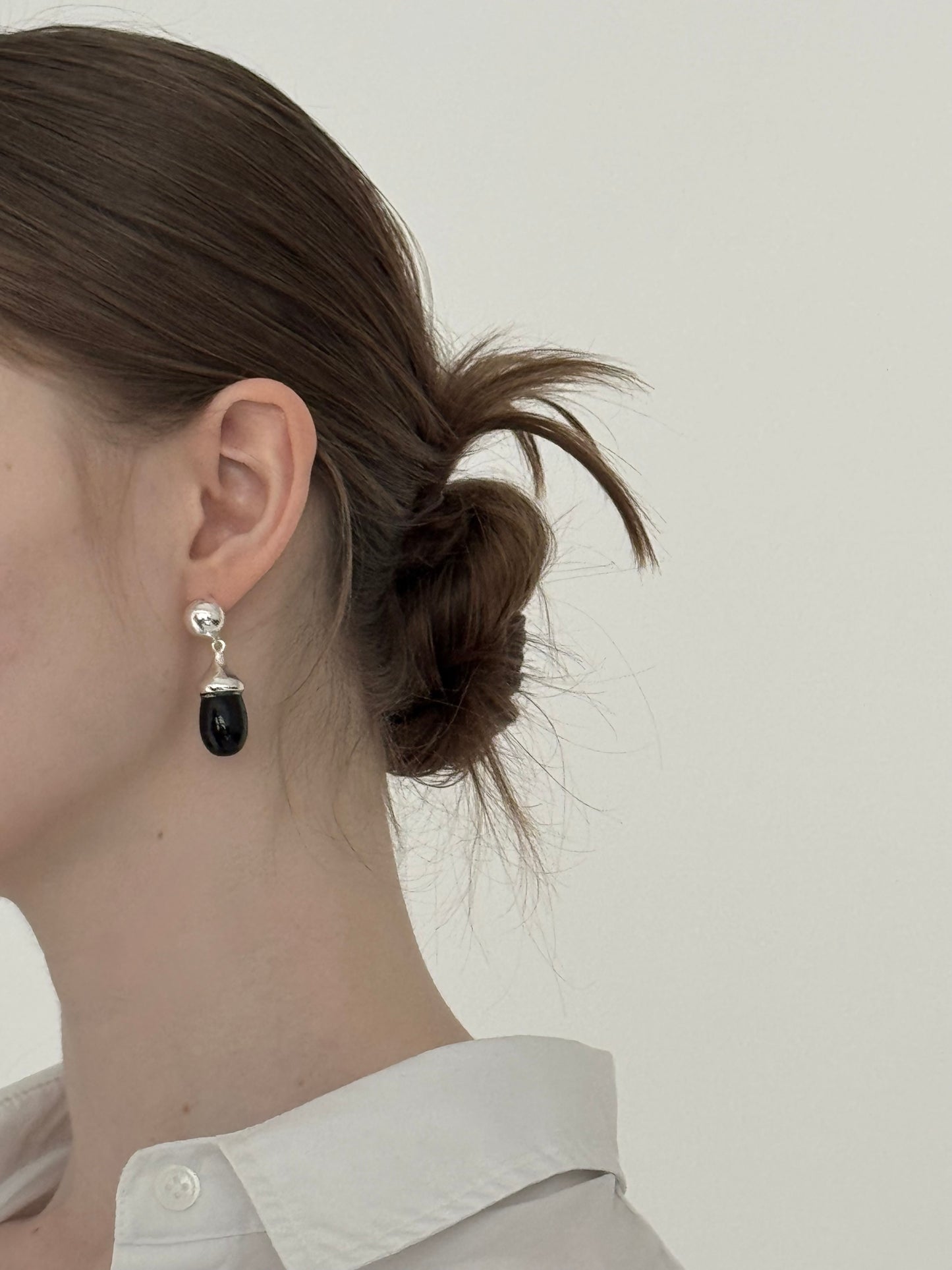 drop onyx earring