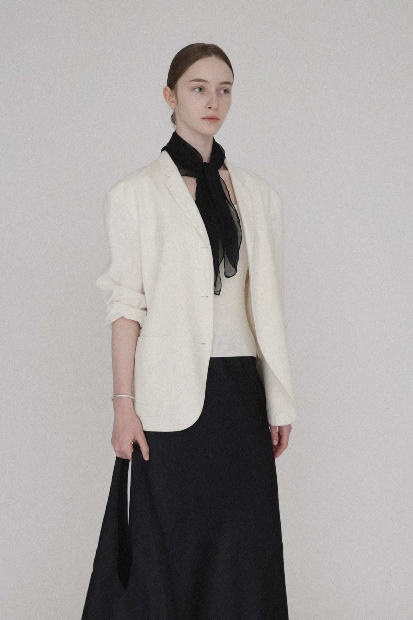 silky square scarf ( black )