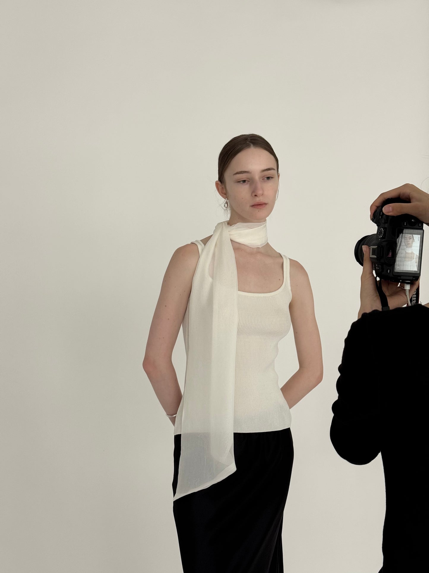 silky long scarf ( ivory )