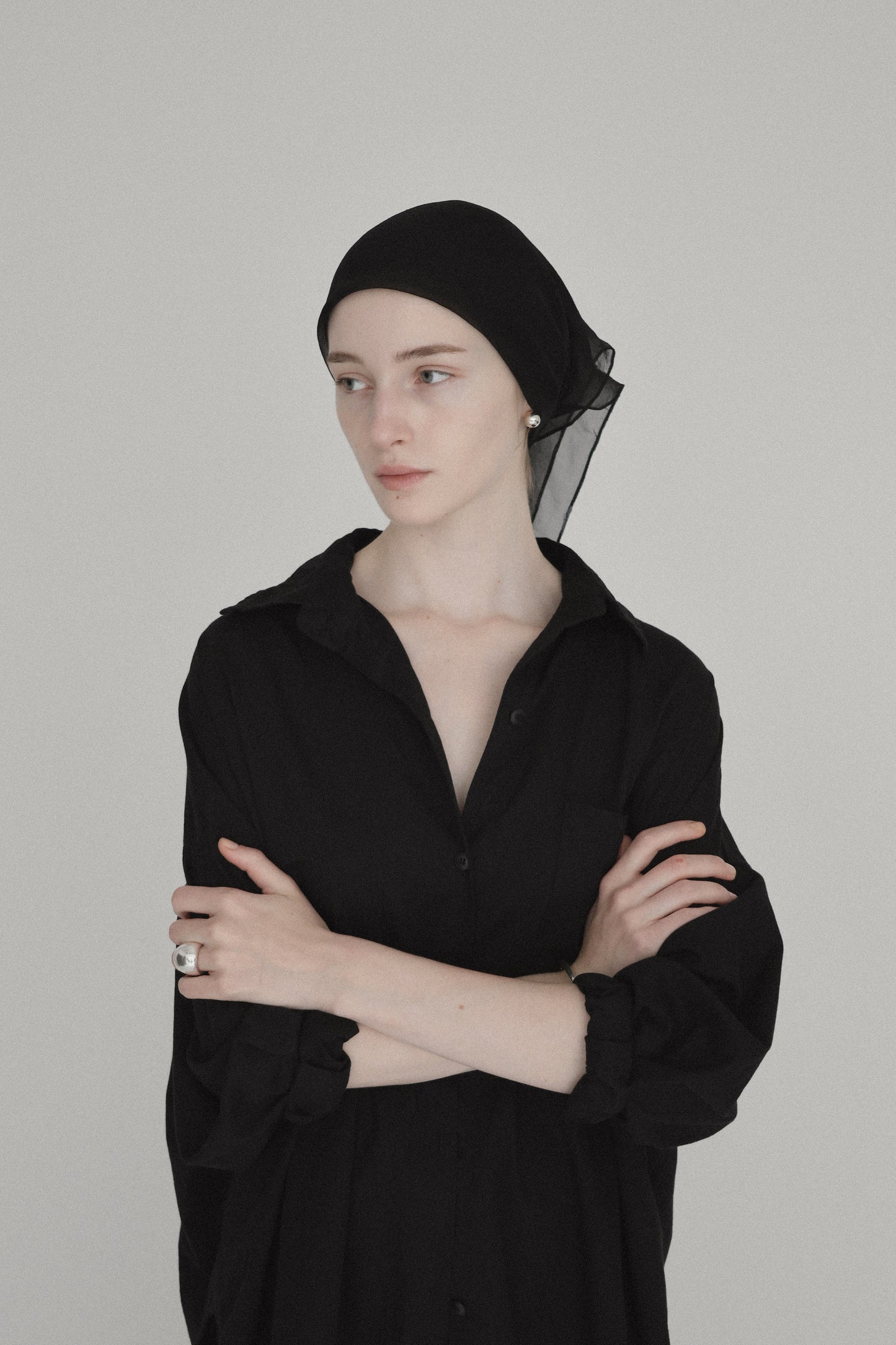 silky square scarf ( black )