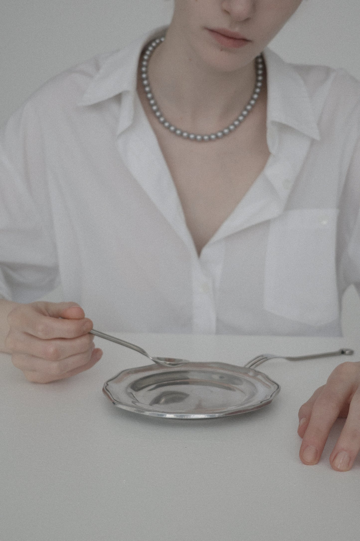 grey pearl necklace