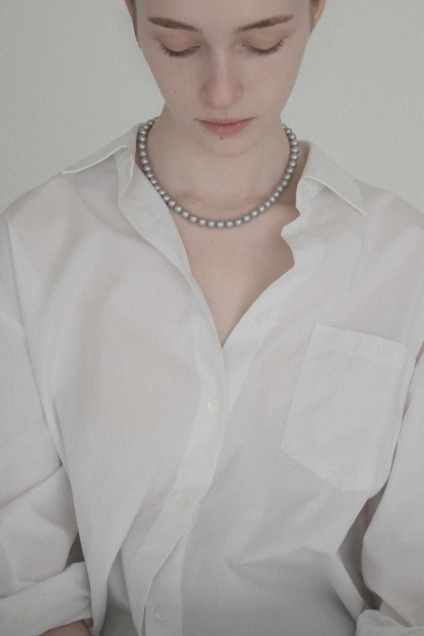 grey pearl necklace