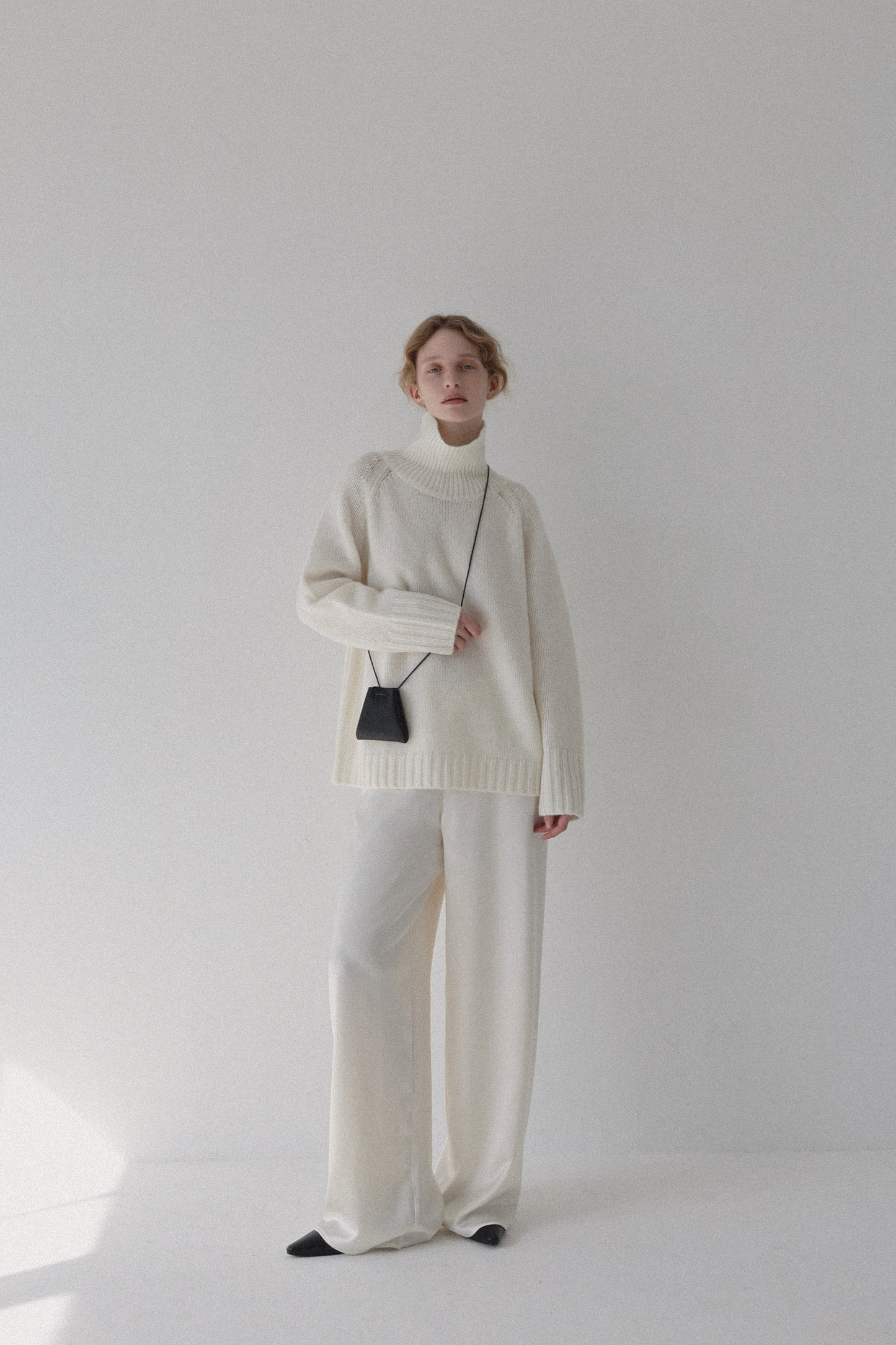 lambswool turtle knit