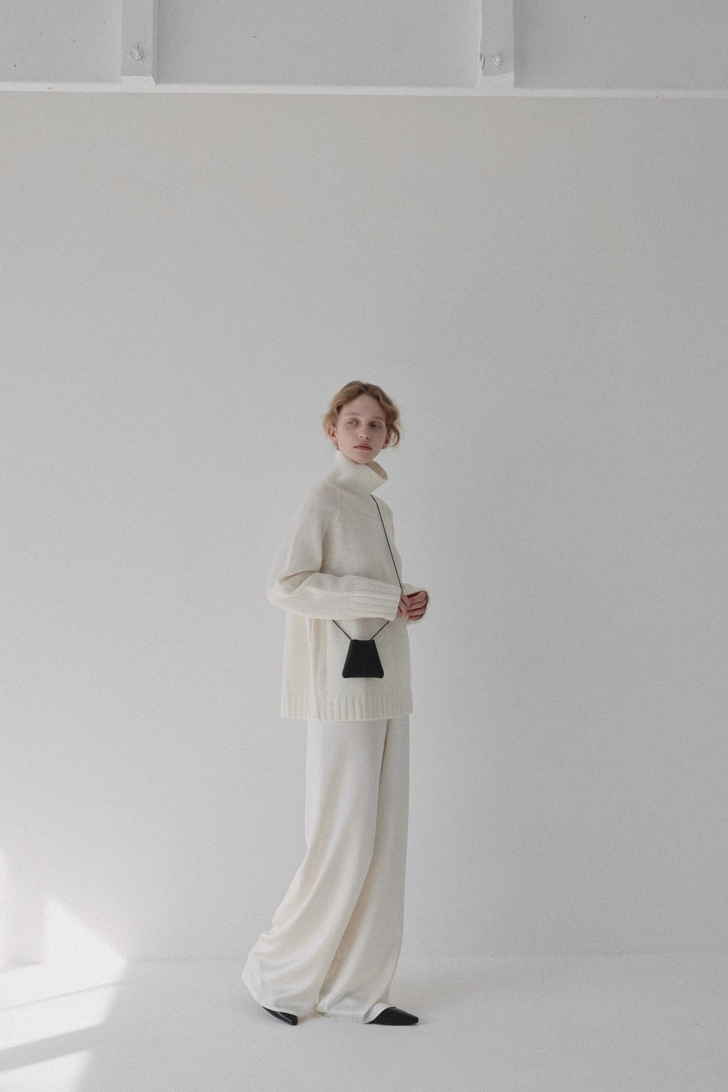 lambswool turtle knit