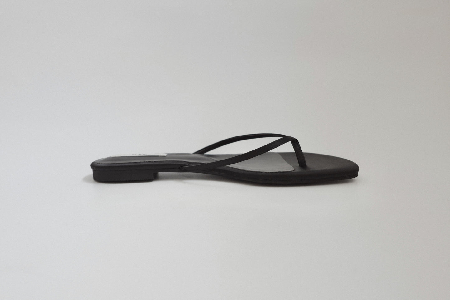 effilé satin sandal