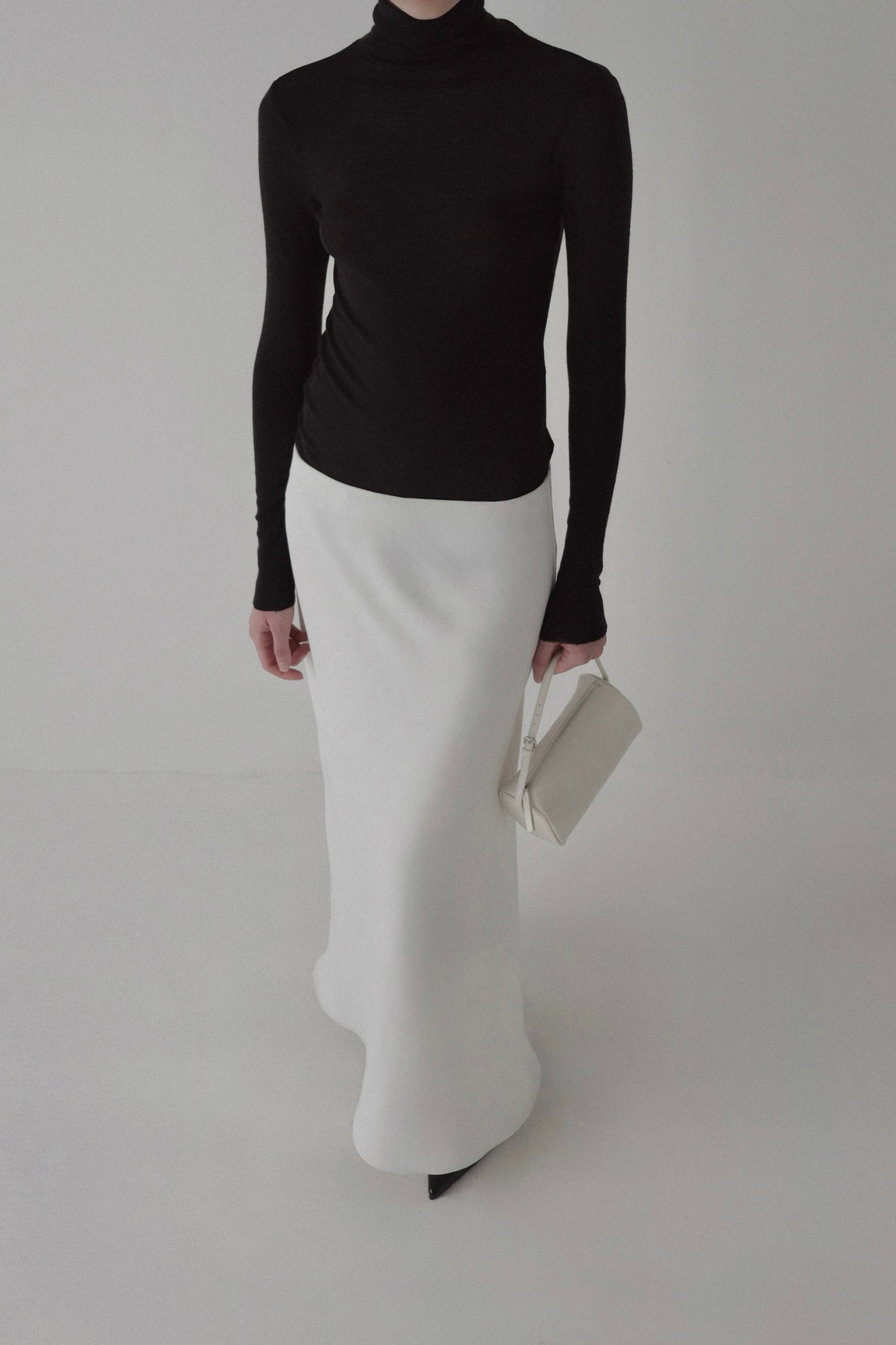 courbe leather bag