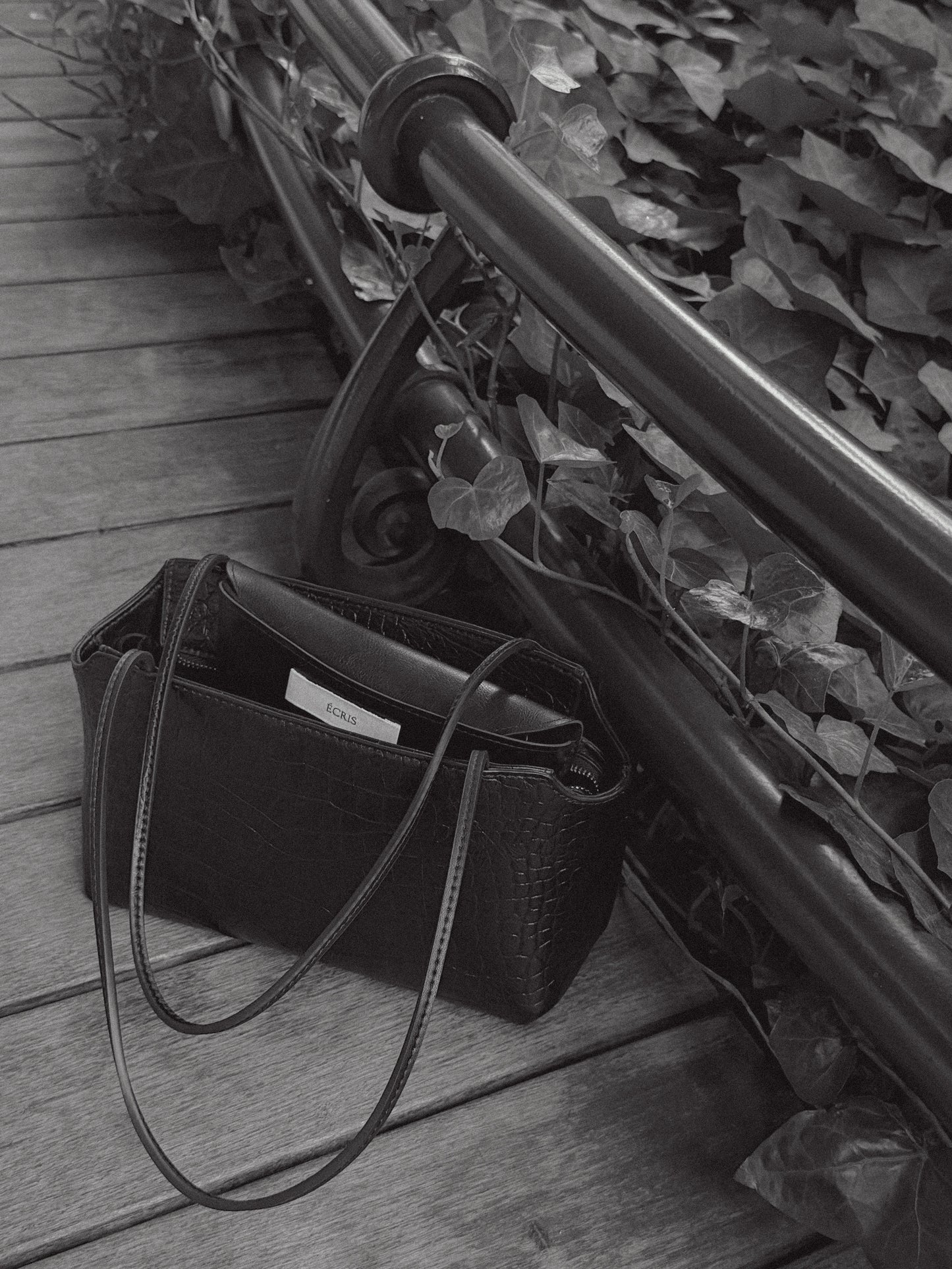 relief croco bag