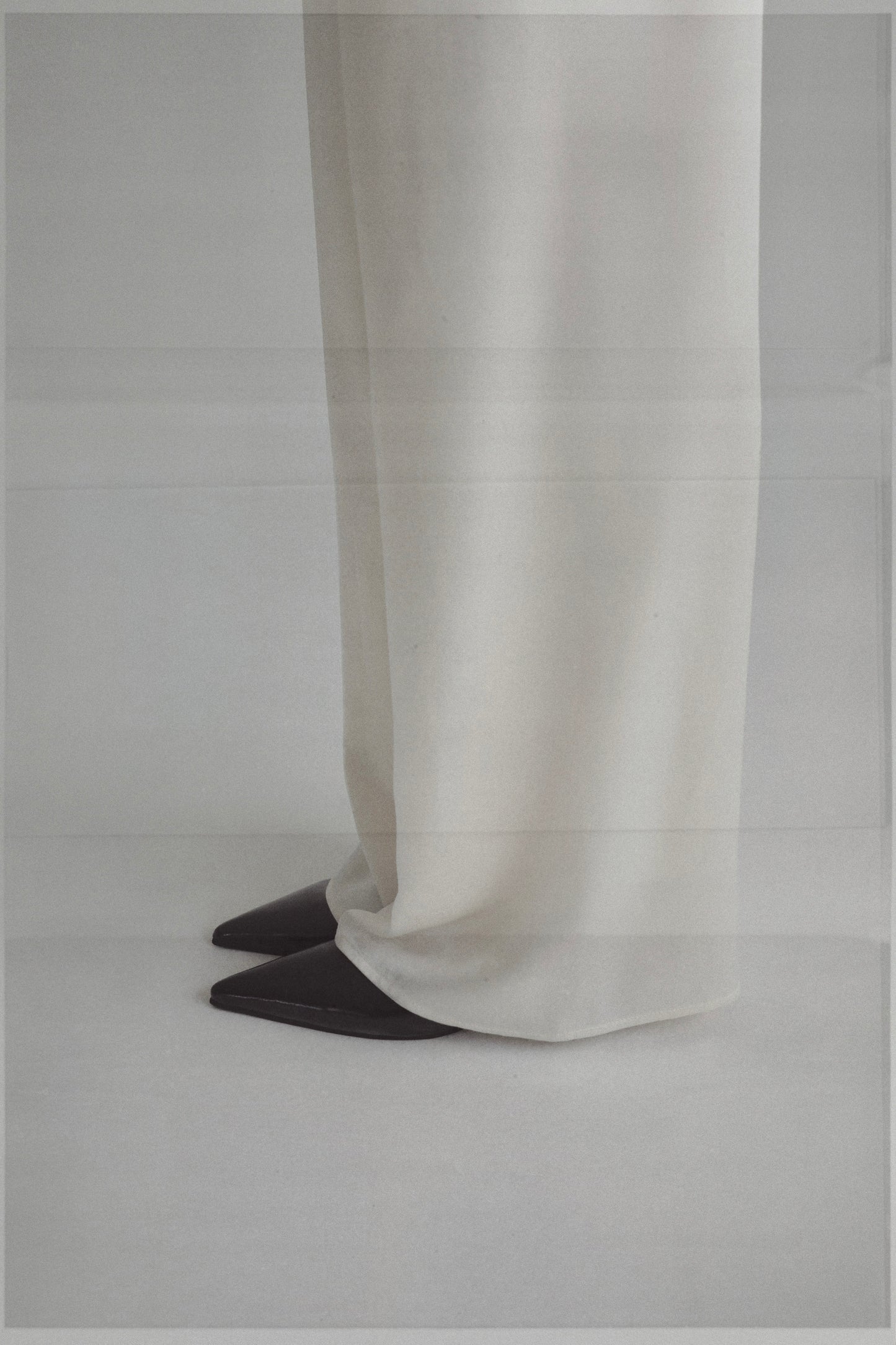 satin semi wide pants