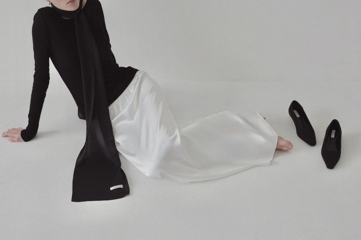 drapé satin scarf