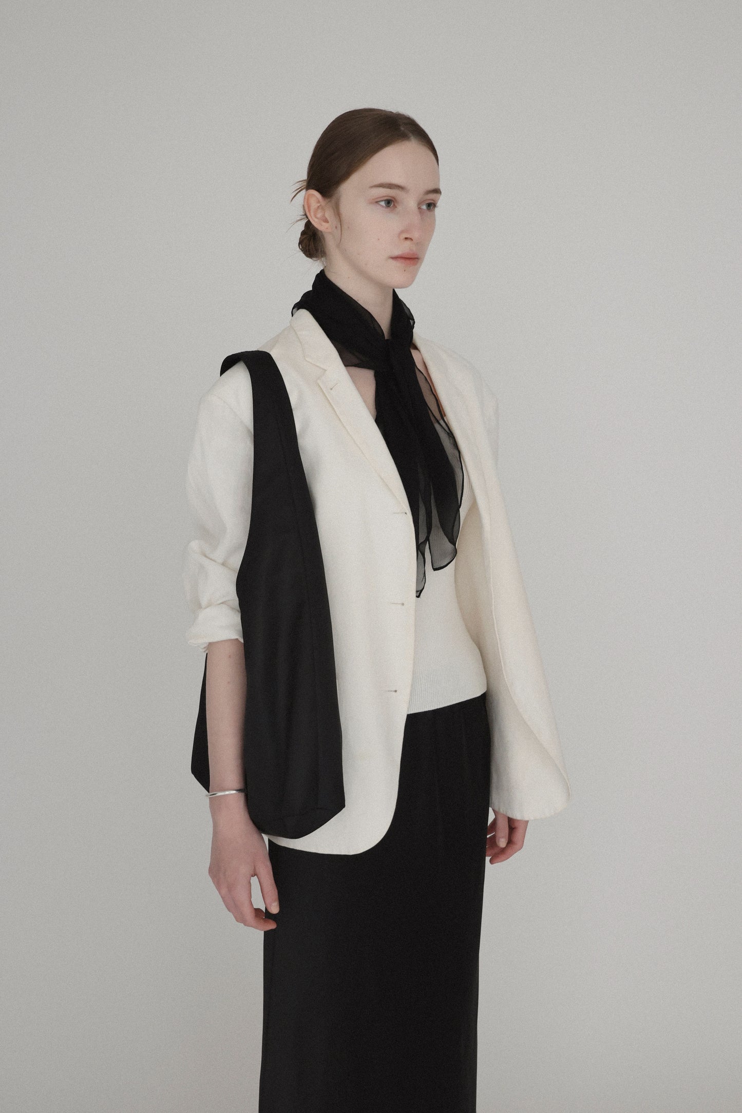 silky square scarf ( black )