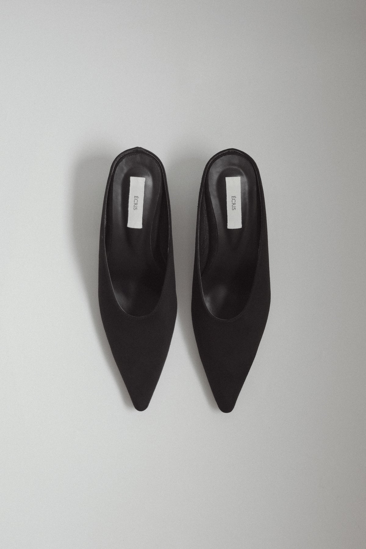 suède wedge mule