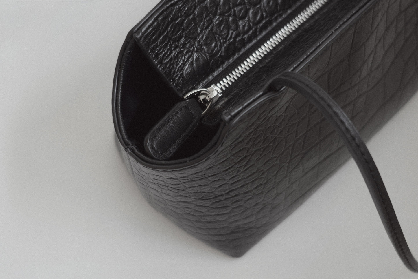 relief croco bag