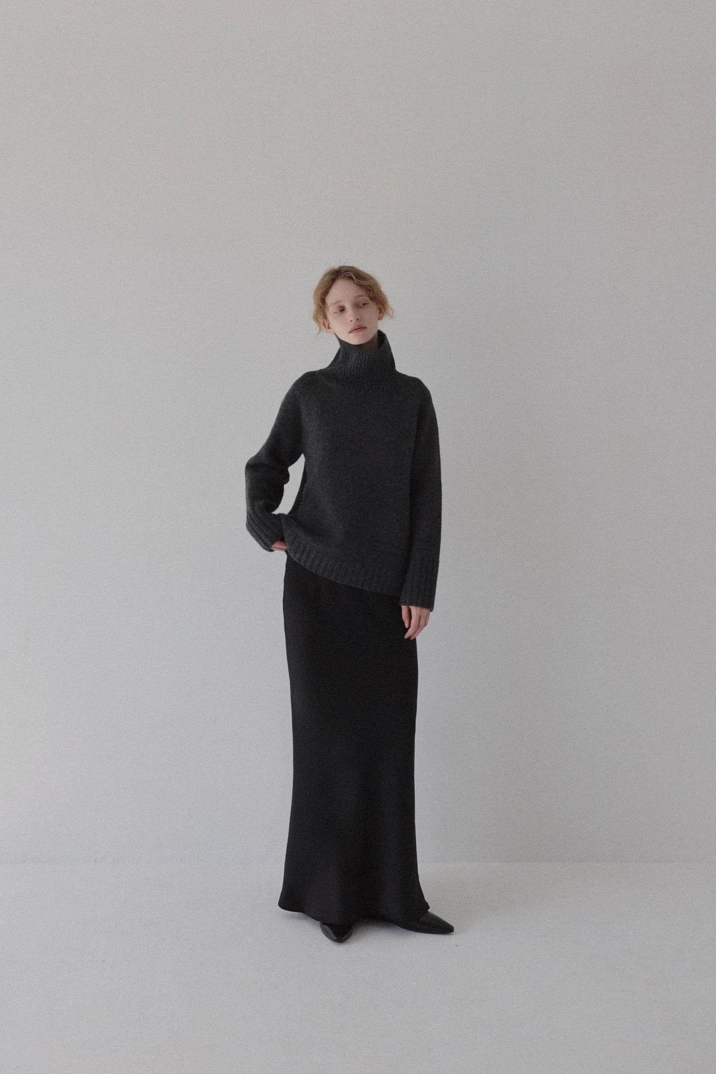 lambswool turtle knit