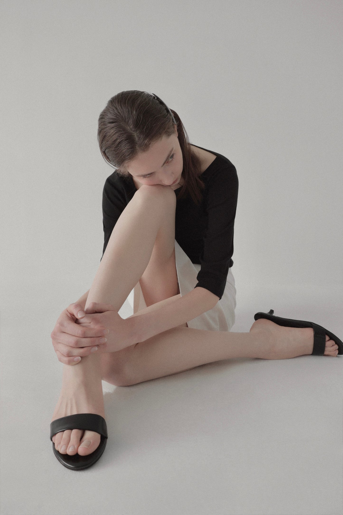 minimal kitten heel