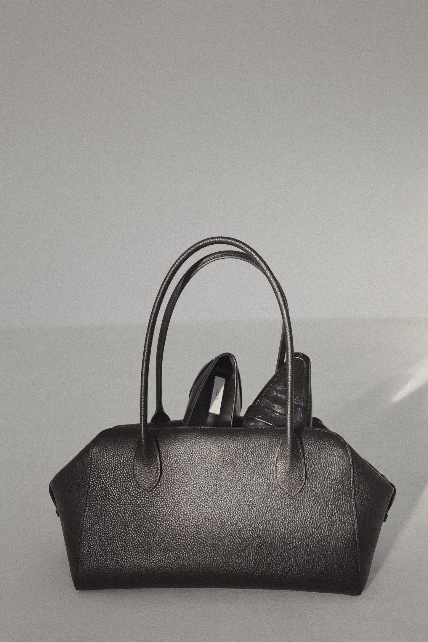 ligne leather bag