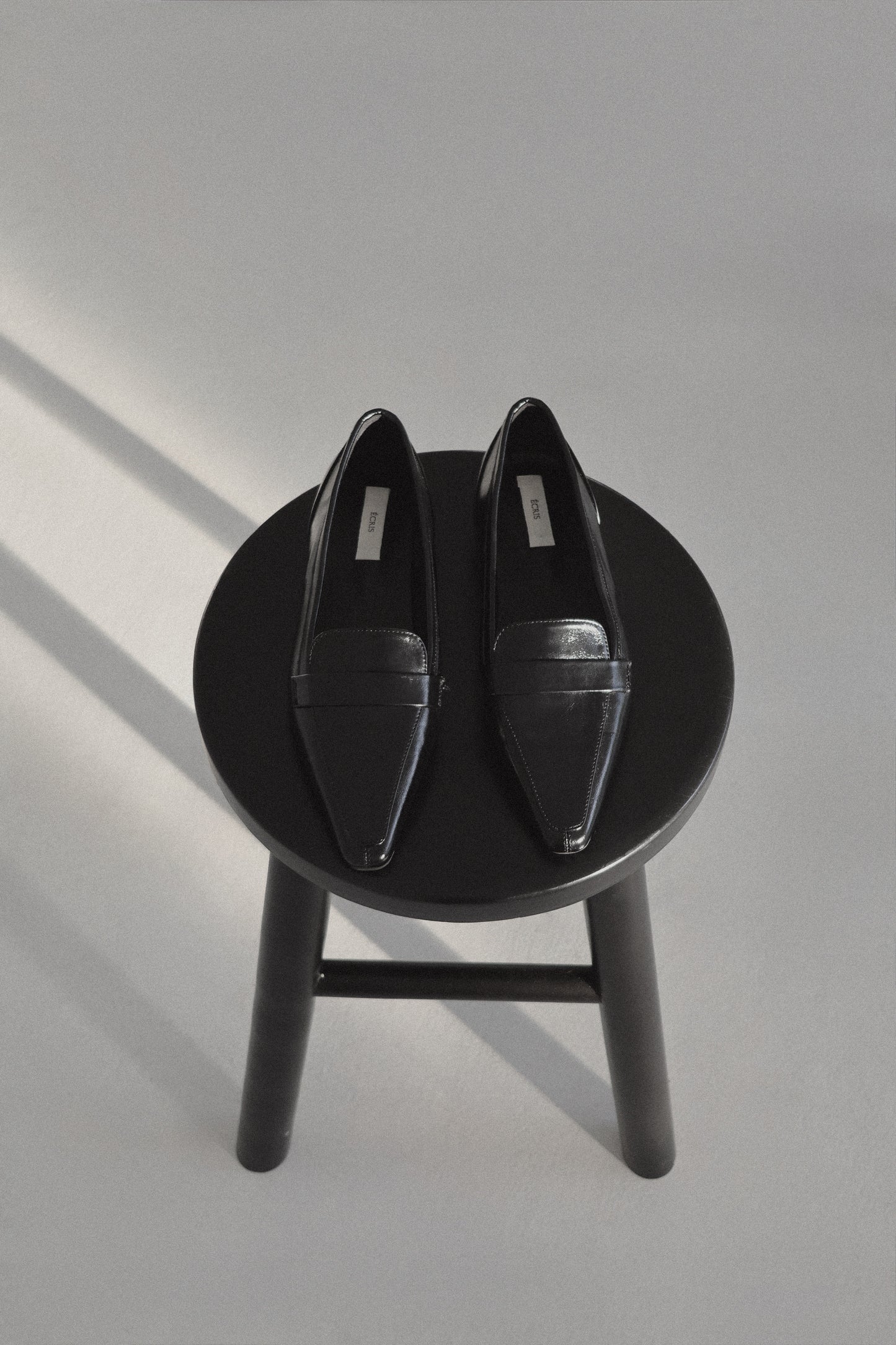 pointed toe classic loafer