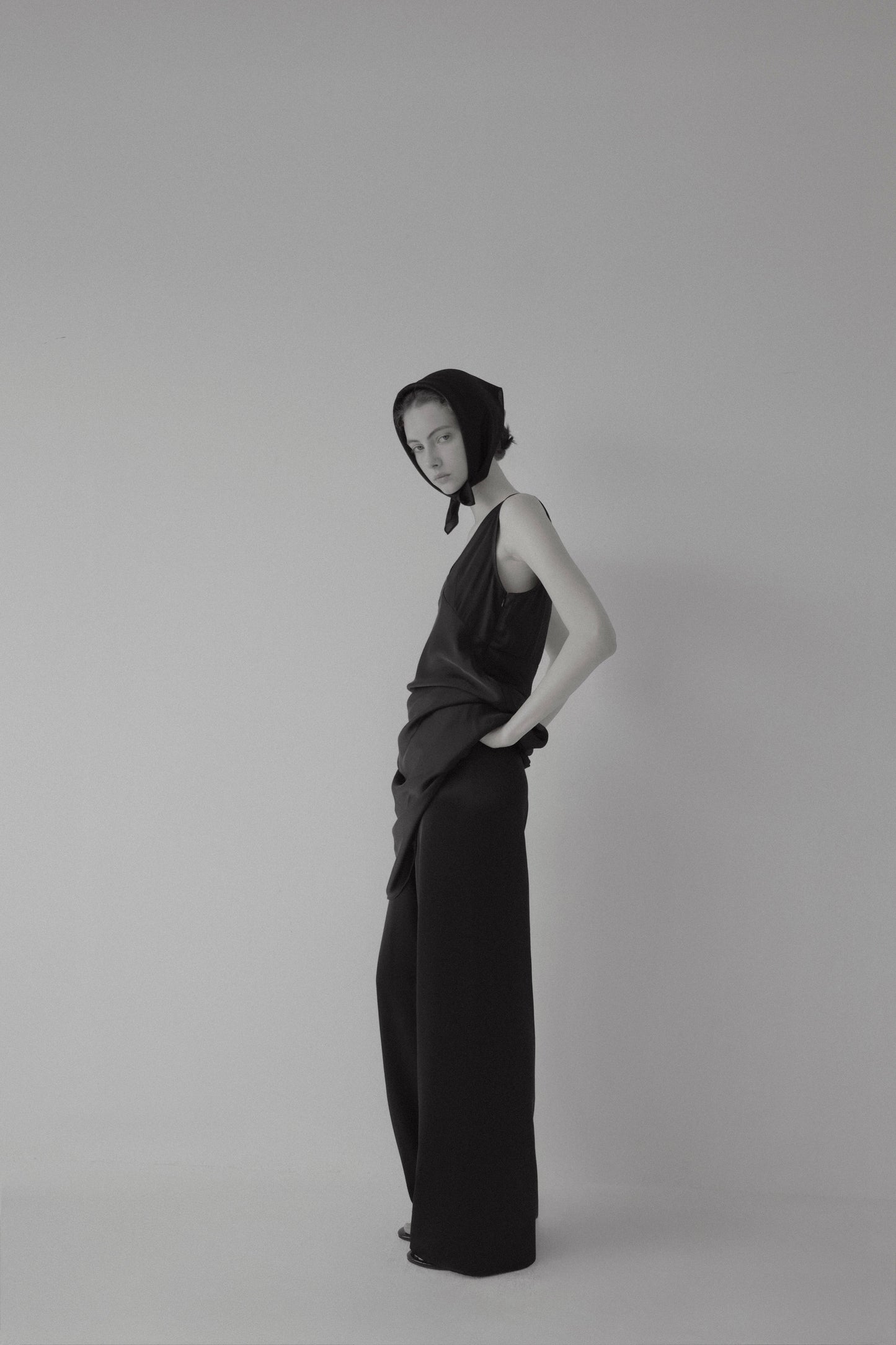 satin semi wide pants