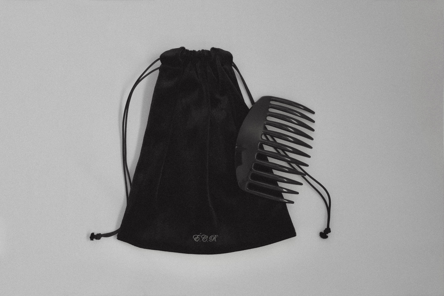 bold french comb ( made in paris )