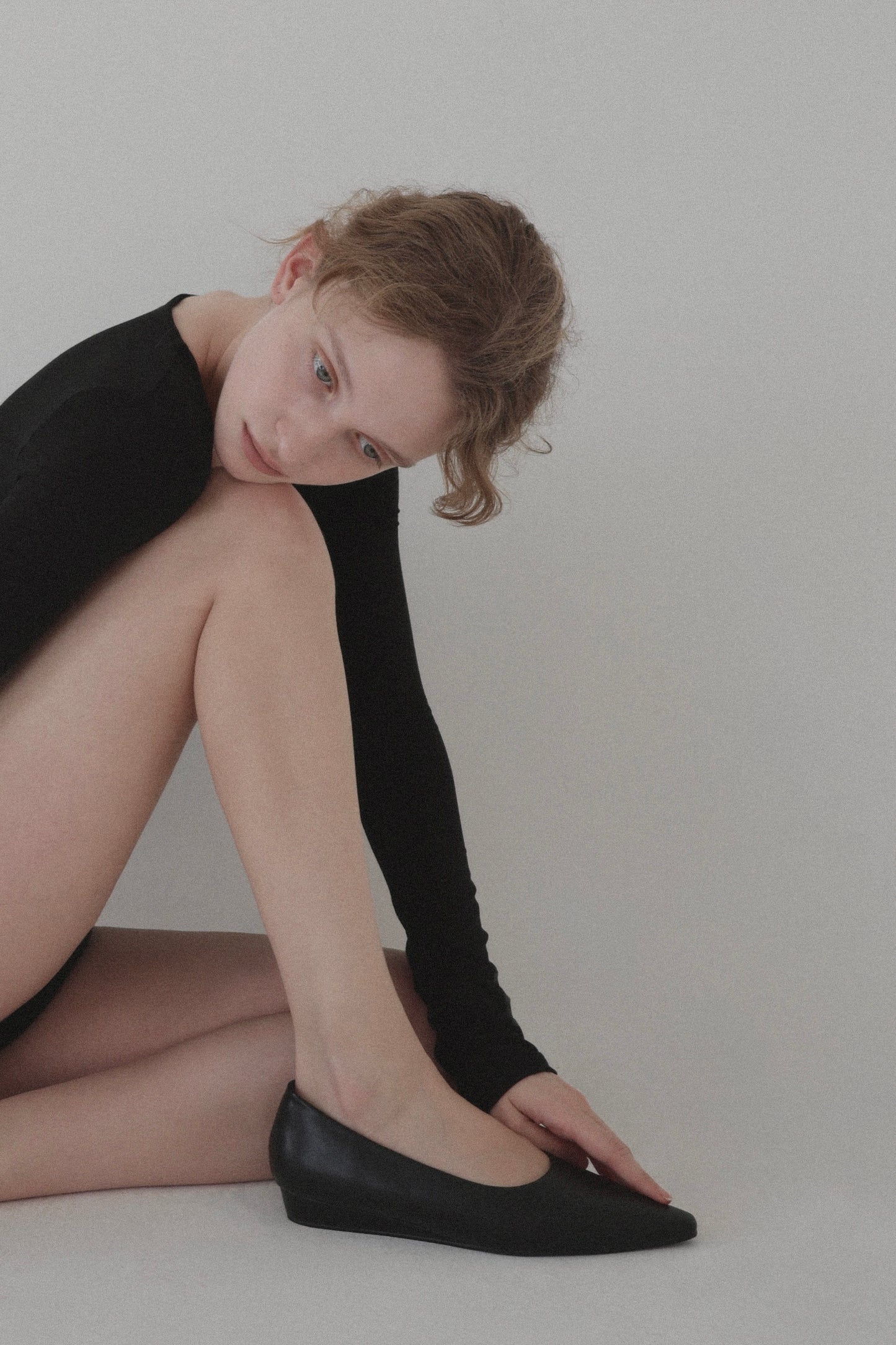 pointed toe flat ( matte )