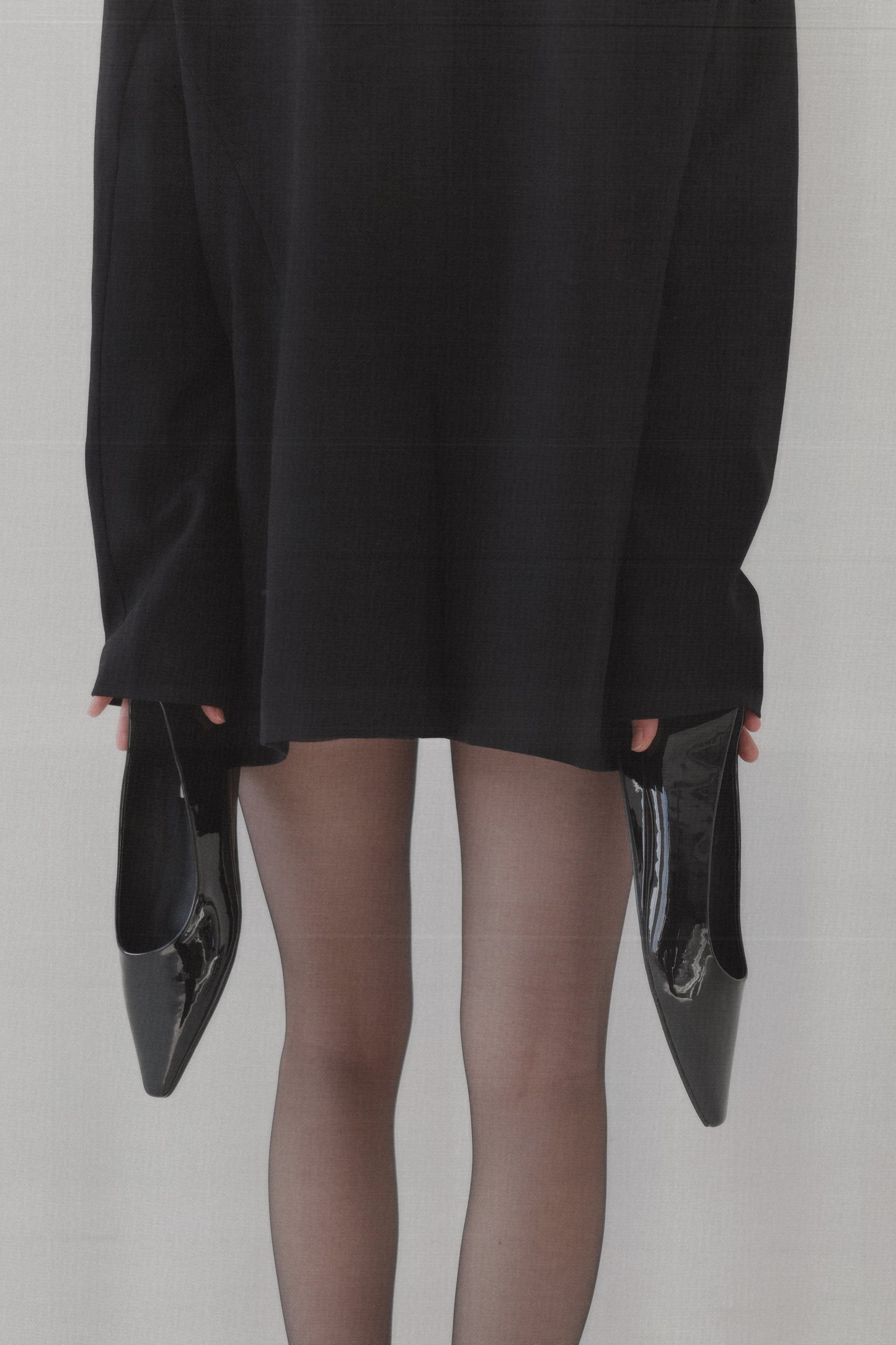 pointed toe flat ( enamel )