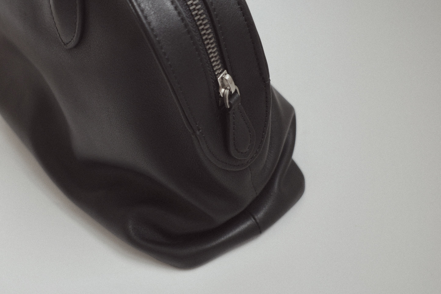 mou boston bag