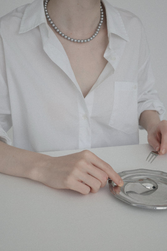 grey pearl necklace