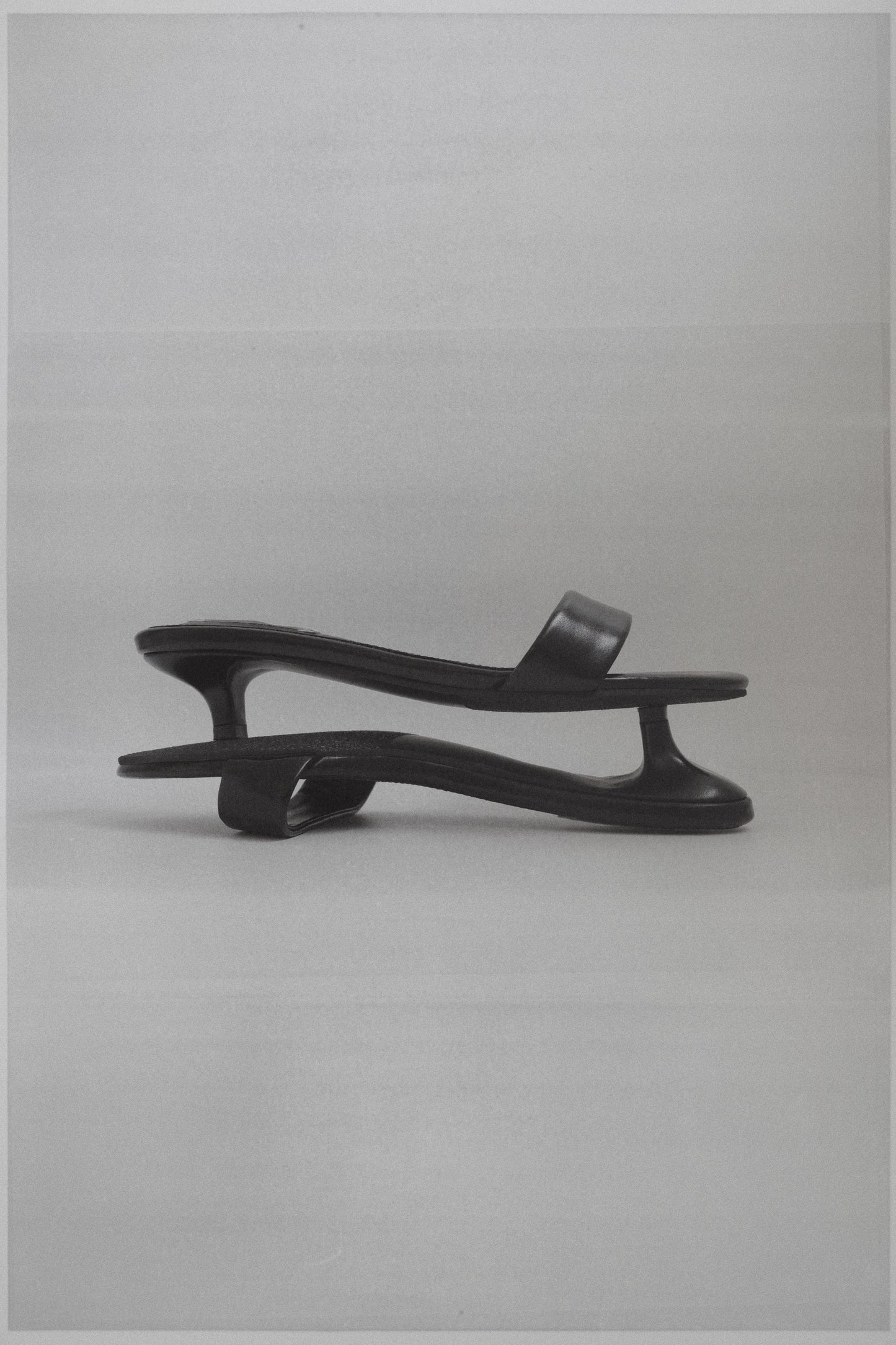 minimal kitten heel
