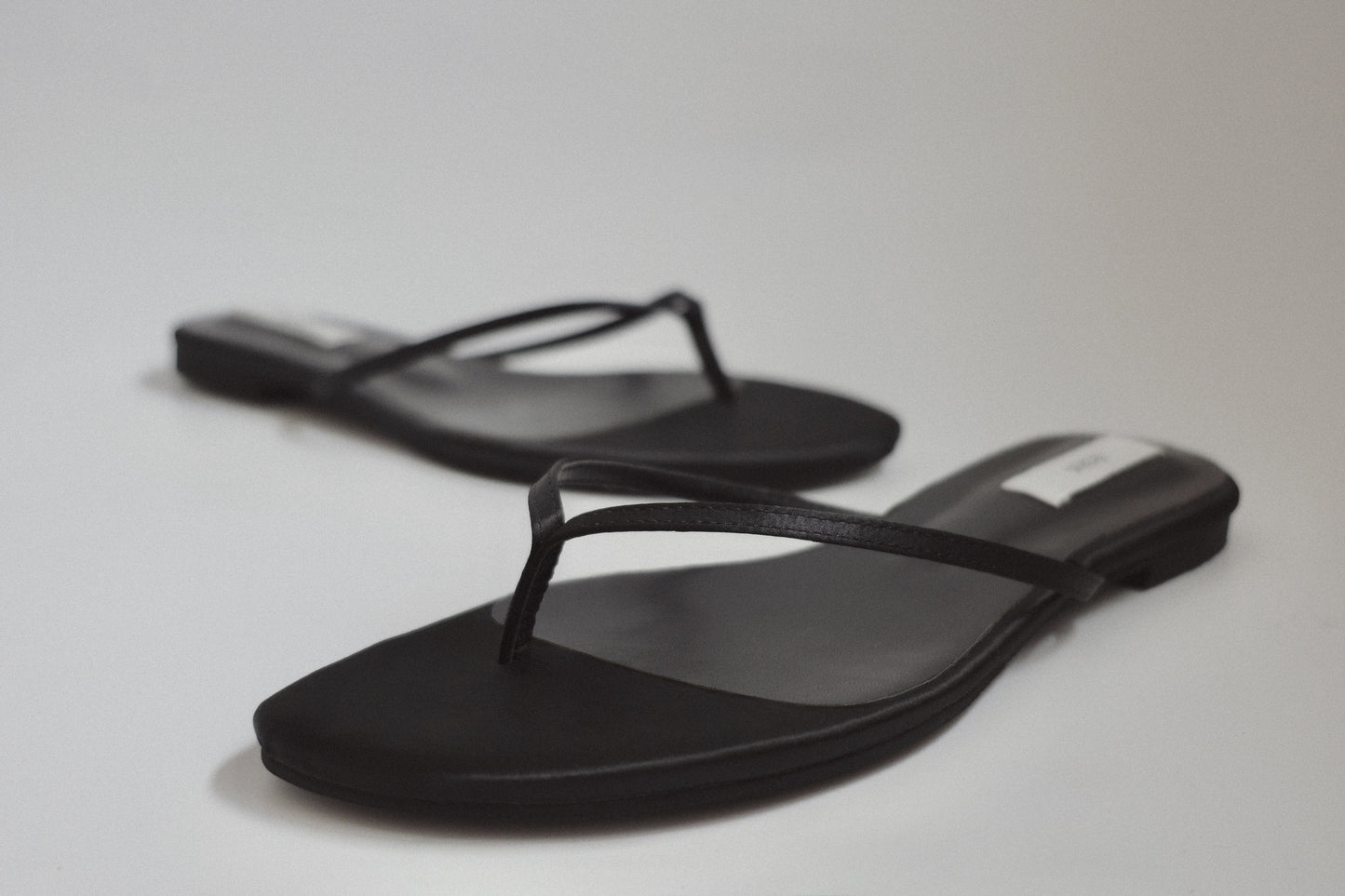 effilé satin sandal