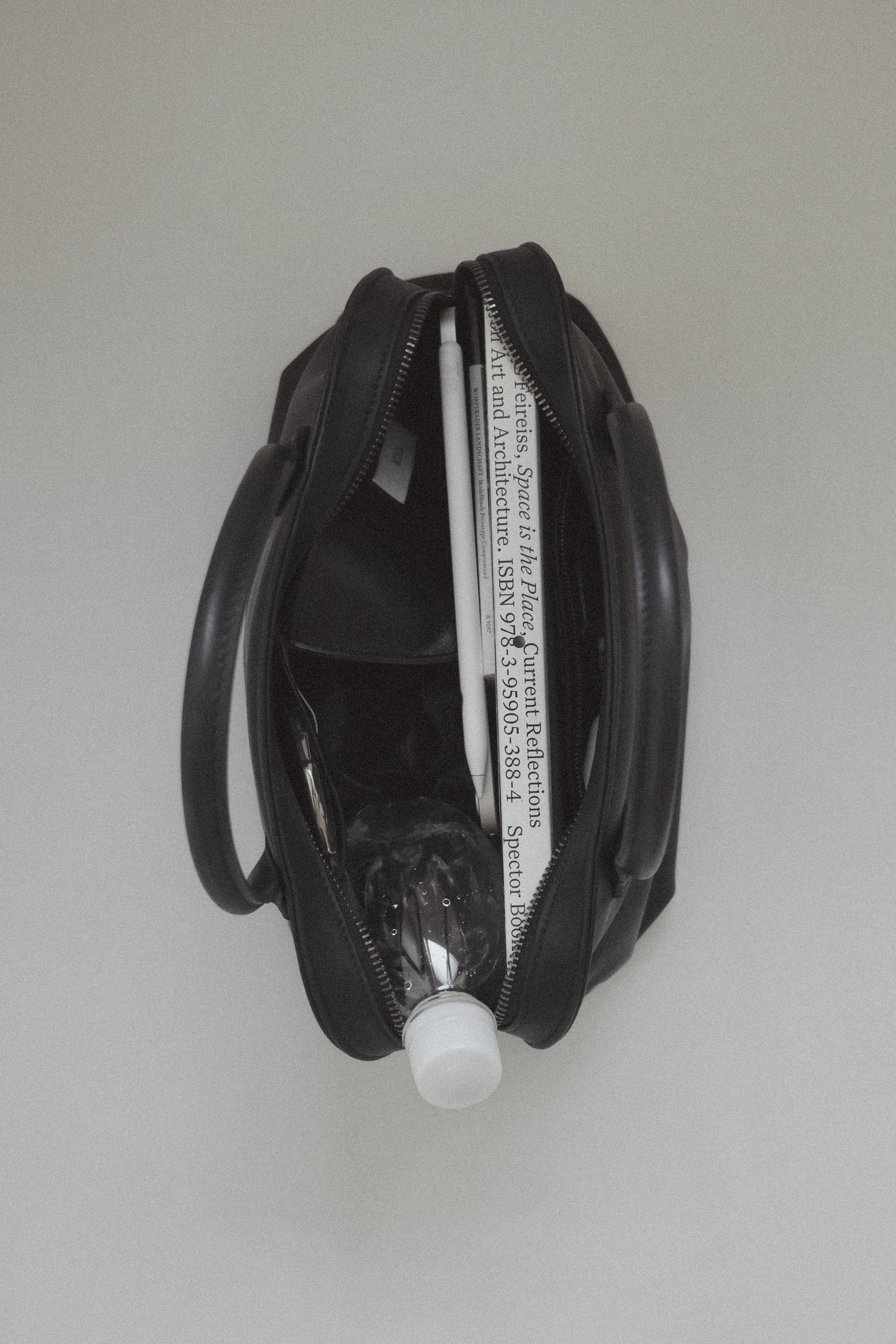 mou boston bag