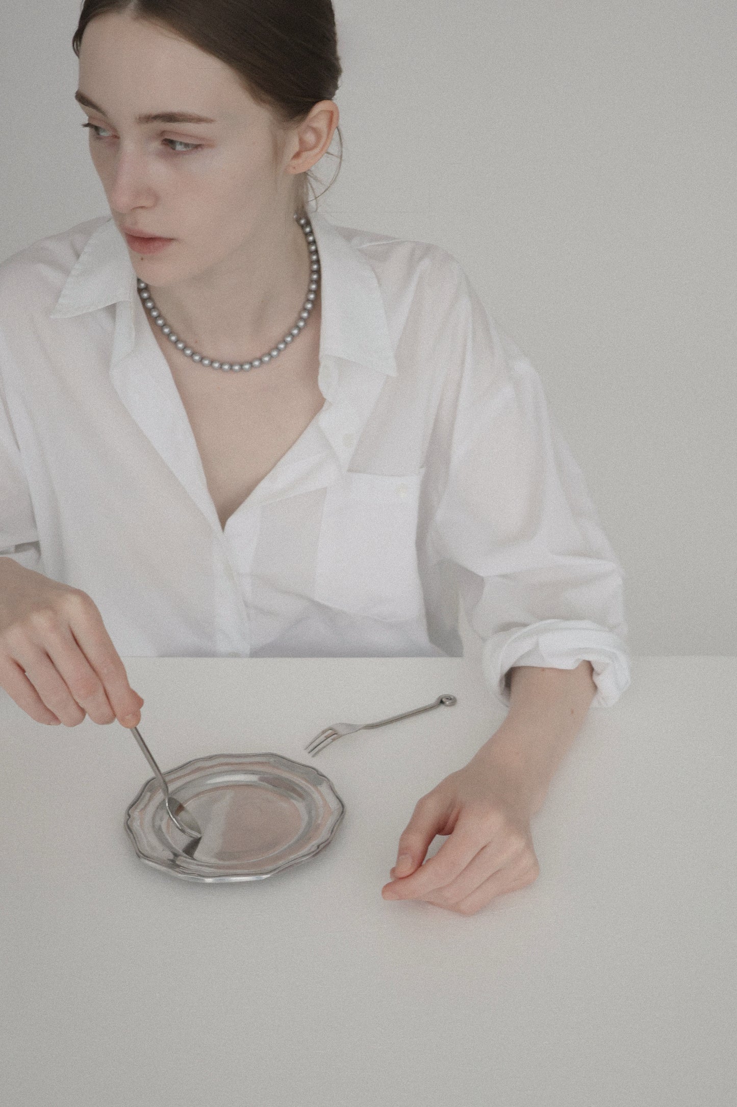 grey pearl necklace