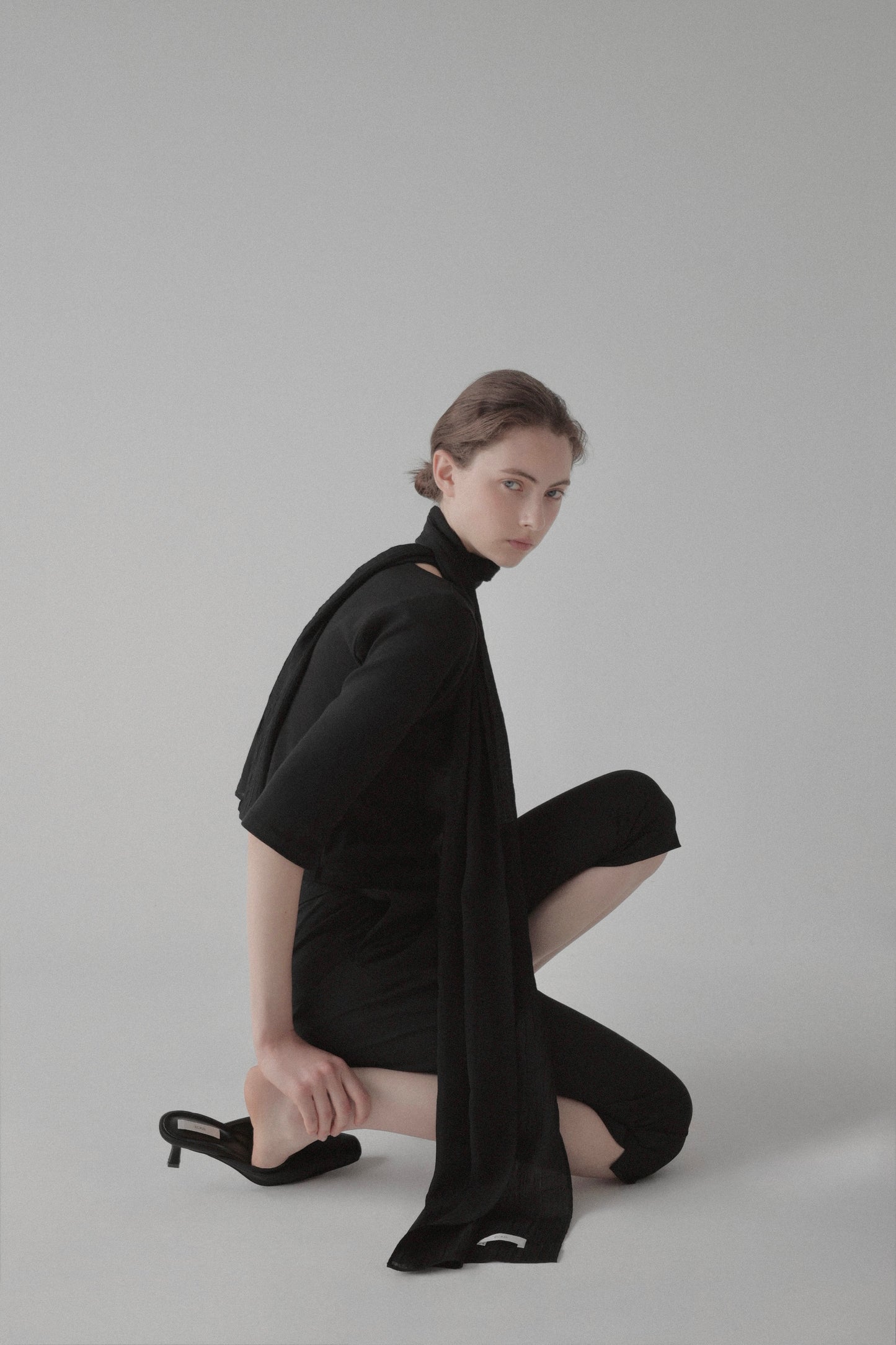 minimal boat neck tee