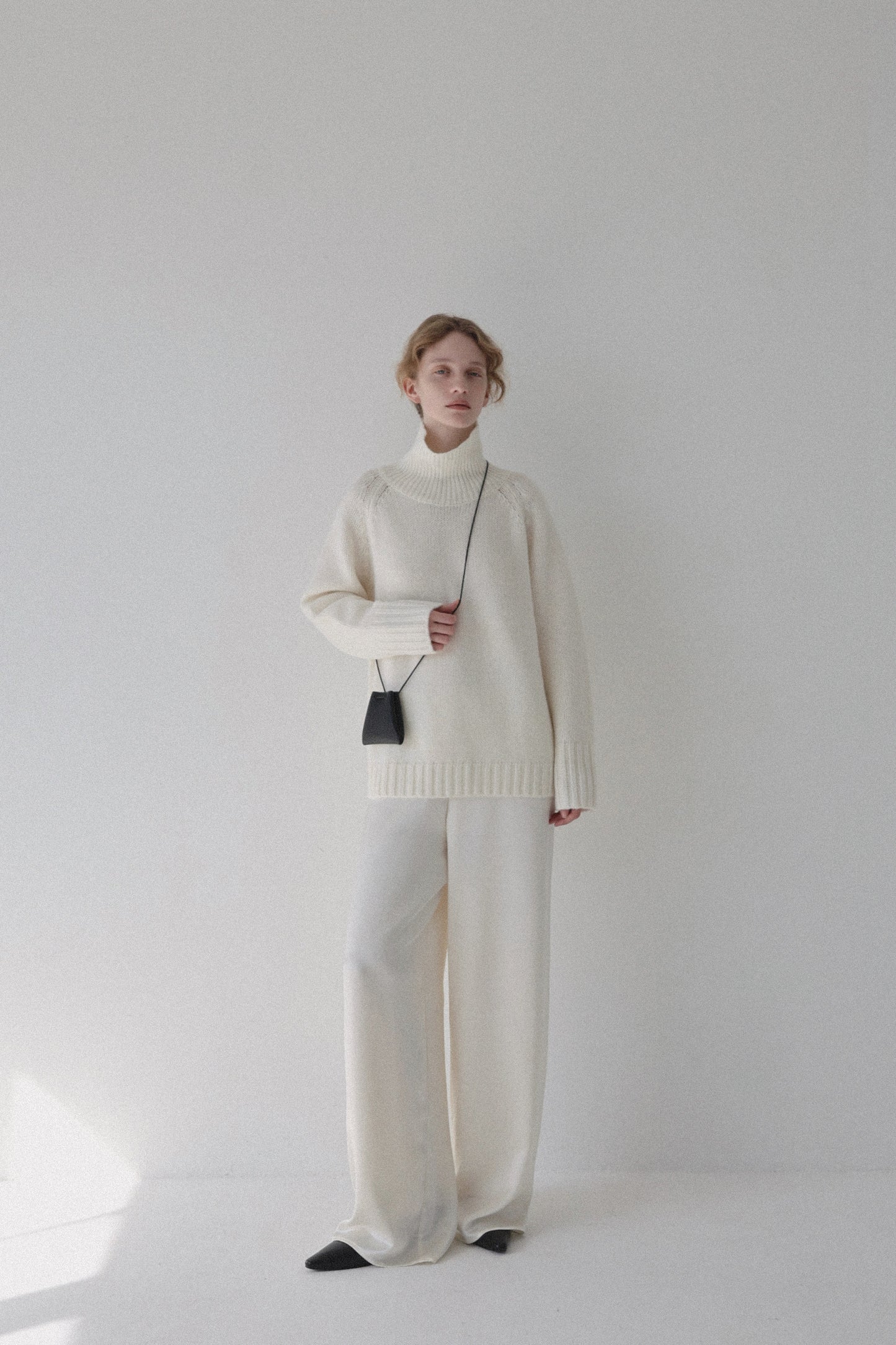 lambswool turtle knit